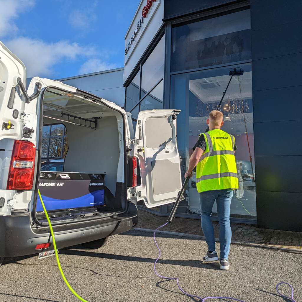 Smartank&reg; 650ltr Flat Window Cleaning System